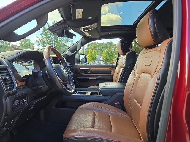 Used 2019 RAM 1500 Limited AWD/4WD image 2