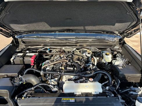 Certified 2025 Toyota Tacoma TRD Off-Road w/ TRD Off Road Premium Package image 7