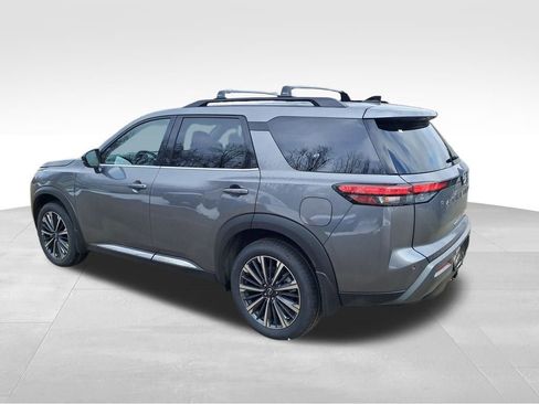 New 2026 Nissan Pathfinder Platinum w/ Lighting Package image 3