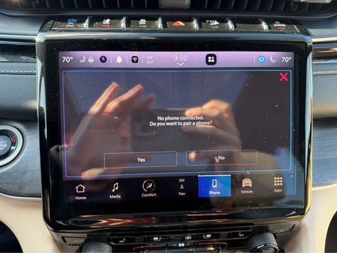 Used 2023 Jeep Grand Cherokee 4WD 4xe w/ Luxury Tech Group II image 21