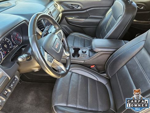 Used 2023 GMC Acadia Denali image 16