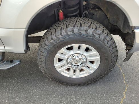 Used 2017 Ford F250 XLT w/ XLT Value Package image 15