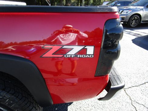 Used 2004 Chevrolet Silverado 1500 4x4 Crew Cab w/ Z71 Convenience Package 2 image 24