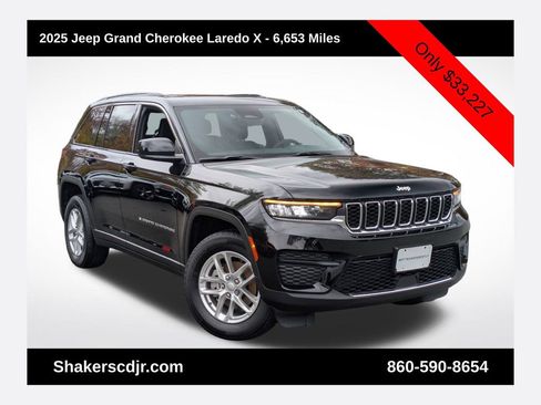 Certified 2025 Jeep Grand Cherokee Laredo X w/ Luxury Tech Group I image 1
