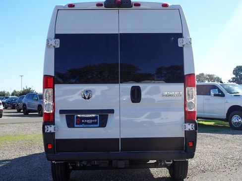 New 2026 RAM ProMaster 3500 w/ Quick Order Package 22G SLT image 9