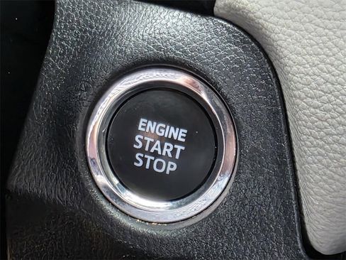 Used 2024 Toyota RAV4 XLE Premium image 20