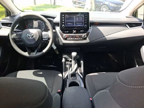 Used 2020 Toyota Corolla LE FWD image 8