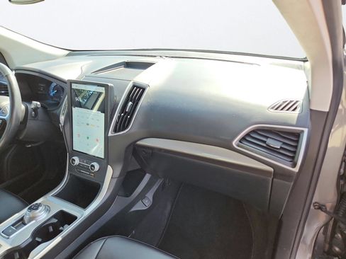 Used 2024 Ford Edge SEL AWD/4WD image 25