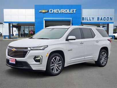 Used 2023 Chevrolet Traverse Premier w/ LPO, Floor Liner Package