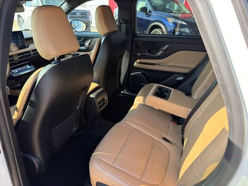 Used 2023 Lincoln Corsair Reserve w/ Jet Appearance Package FWD image 16
