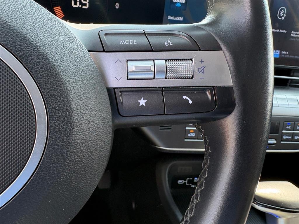Certified 2024 Hyundai Kona SEL AWD/4WD image 12