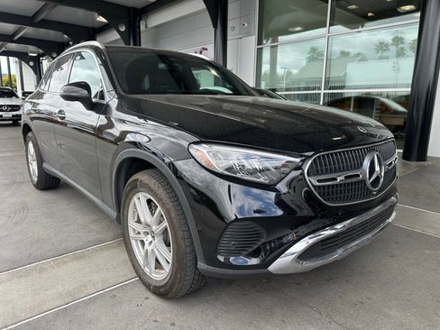 Used 2025 Mercedes-Benz GLC 300 image 8