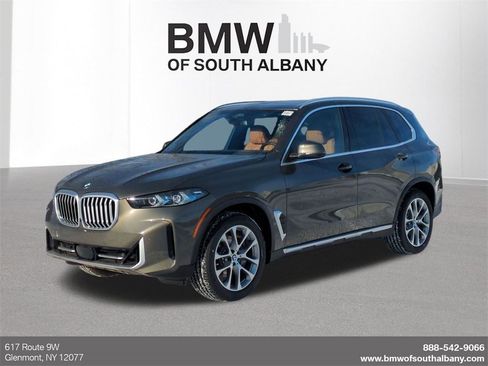 New 2026 BMW X5 xDrive40i w/ Premium Package image 1