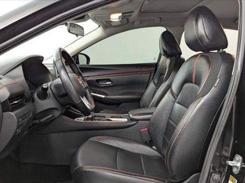 Used 2024 Nissan Sentra SR w/ SR Premium Package FWD image 14