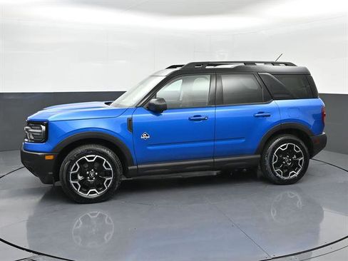 Used 2025 Ford Bronco Sport Outer Banks w/ Outer Banks Tech Package+ AWD/4WD image 28