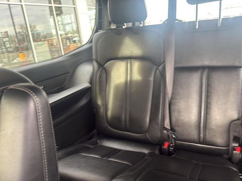 Used 2024 Jeep Wagoneer Series II image 11