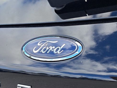 Certified 2024 Ford Escape ST-Line image 8