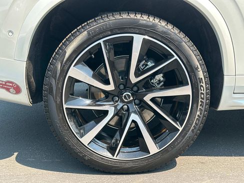 Certified 2023 Volvo XC90 T8 Plus image 28