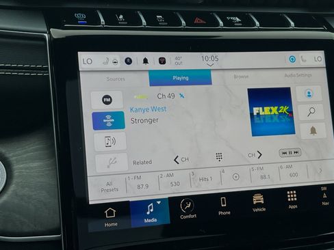 New 2024 Jeep Grand Cherokee Limited 4xe w/ Luxury Tech Group II image 16