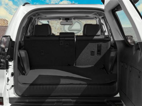 Used 2015 Lexus GX 460 w/ Premium Package image 13