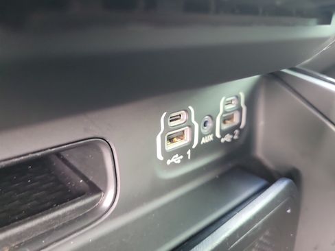 Used 2022 RAM 1500 Limited AWD/4WD image 27