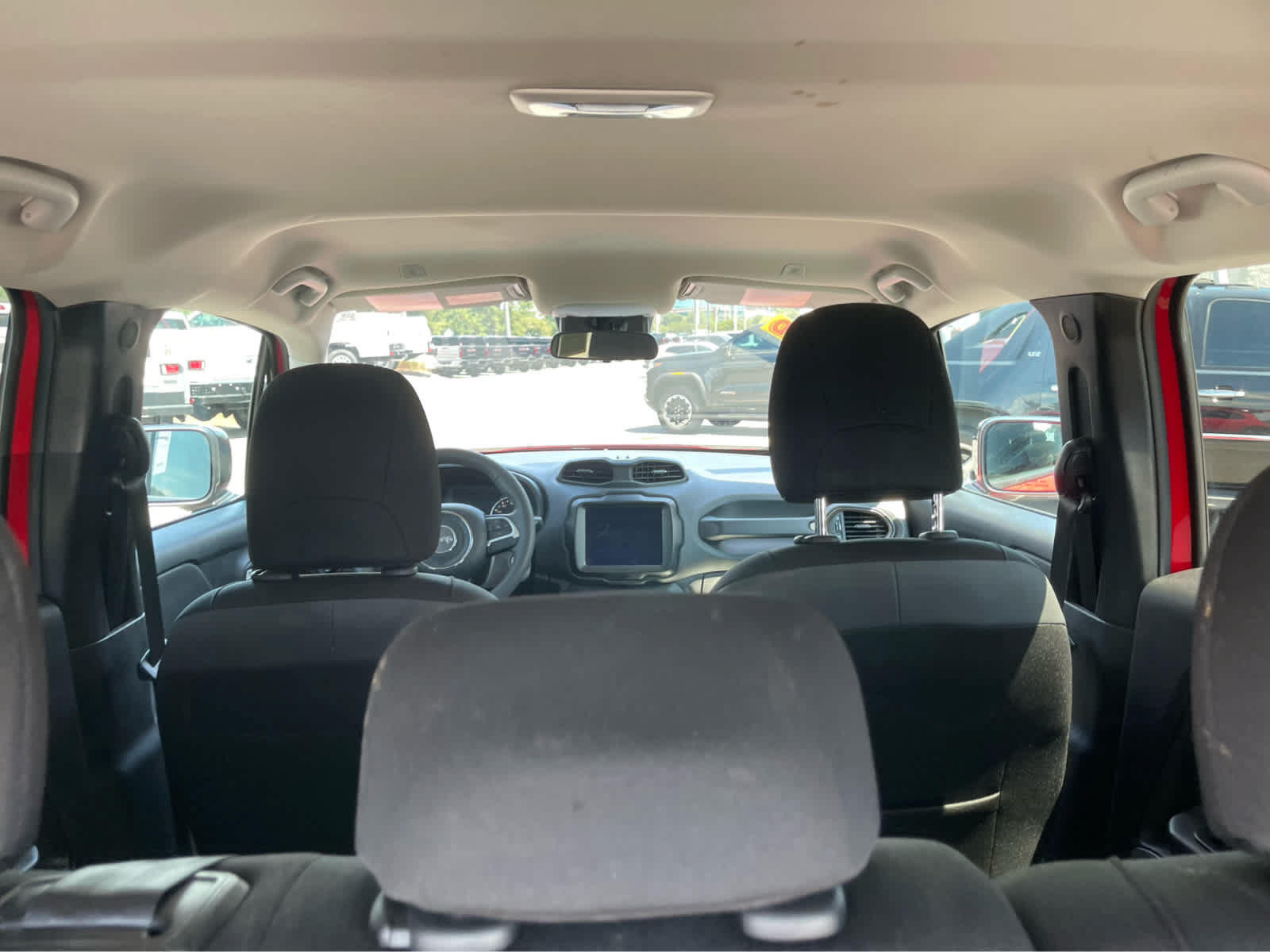 Used 2023 Jeep Renegade Latitude AWD/4WD image 23