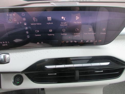 New 2026 Buick Enclave Avenir w/ Super Cruise Package AWD/4WD image 19