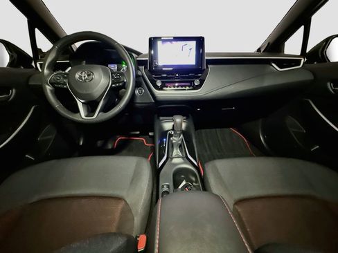 Used 2023 Toyota Corolla SE w/ SE Package AWD/4WD image 9