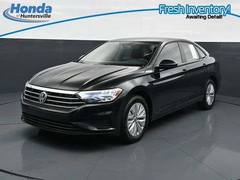 Used 2019 Volkswagen Jetta S FWD image 4