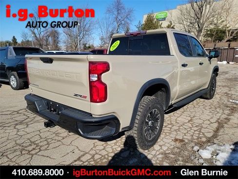 Used 2022 Chevrolet Silverado 1500 ZR2 w/ Technology Package image 5