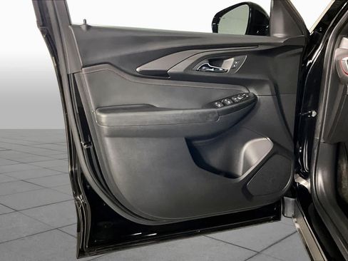 Used 2022 Chevrolet TrailBlazer RS w/ Convenience Package FWD image 20