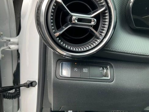 New 2026 Chevrolet Equinox LT w/ Convenience Package II image 6