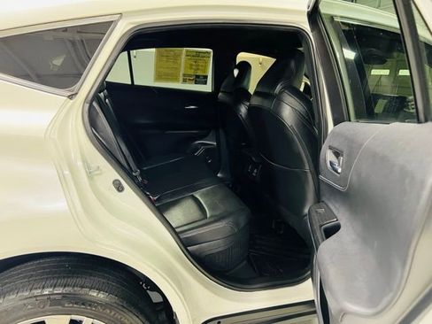 Used 2022 Toyota Venza Limited AWD/4WD image 34
