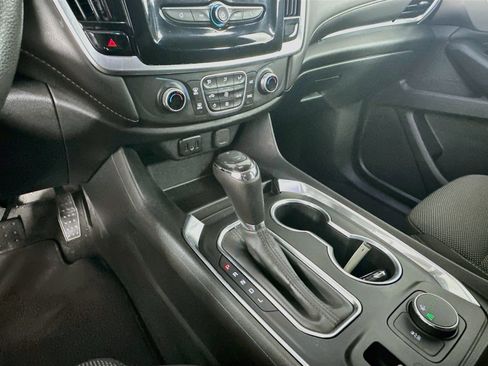 Used 2020 Chevrolet Traverse LS FWD image 23