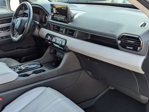 Used 2023 Honda Pilot Elite image 29