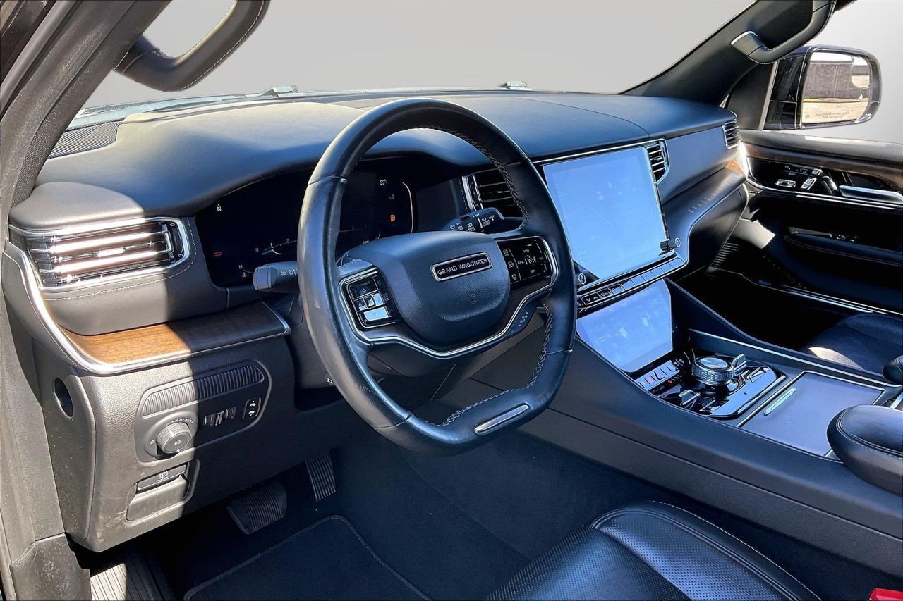 Certified 2024 Jeep Grand Wagoneer L 4WD image 20