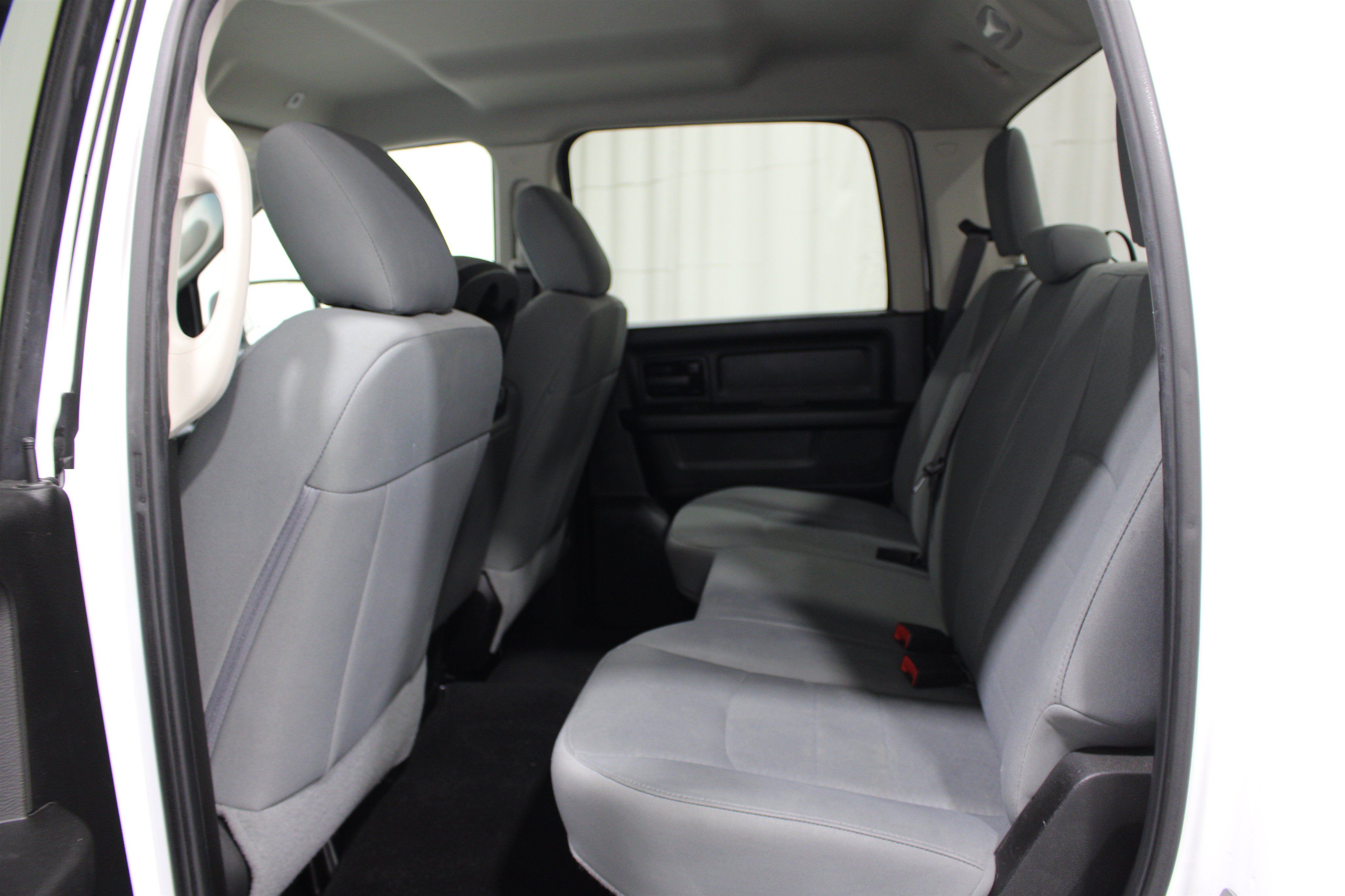 Used 2018 RAM 2500 Tradesman w/ Chrome Appearance Group AWD/4WD image 18