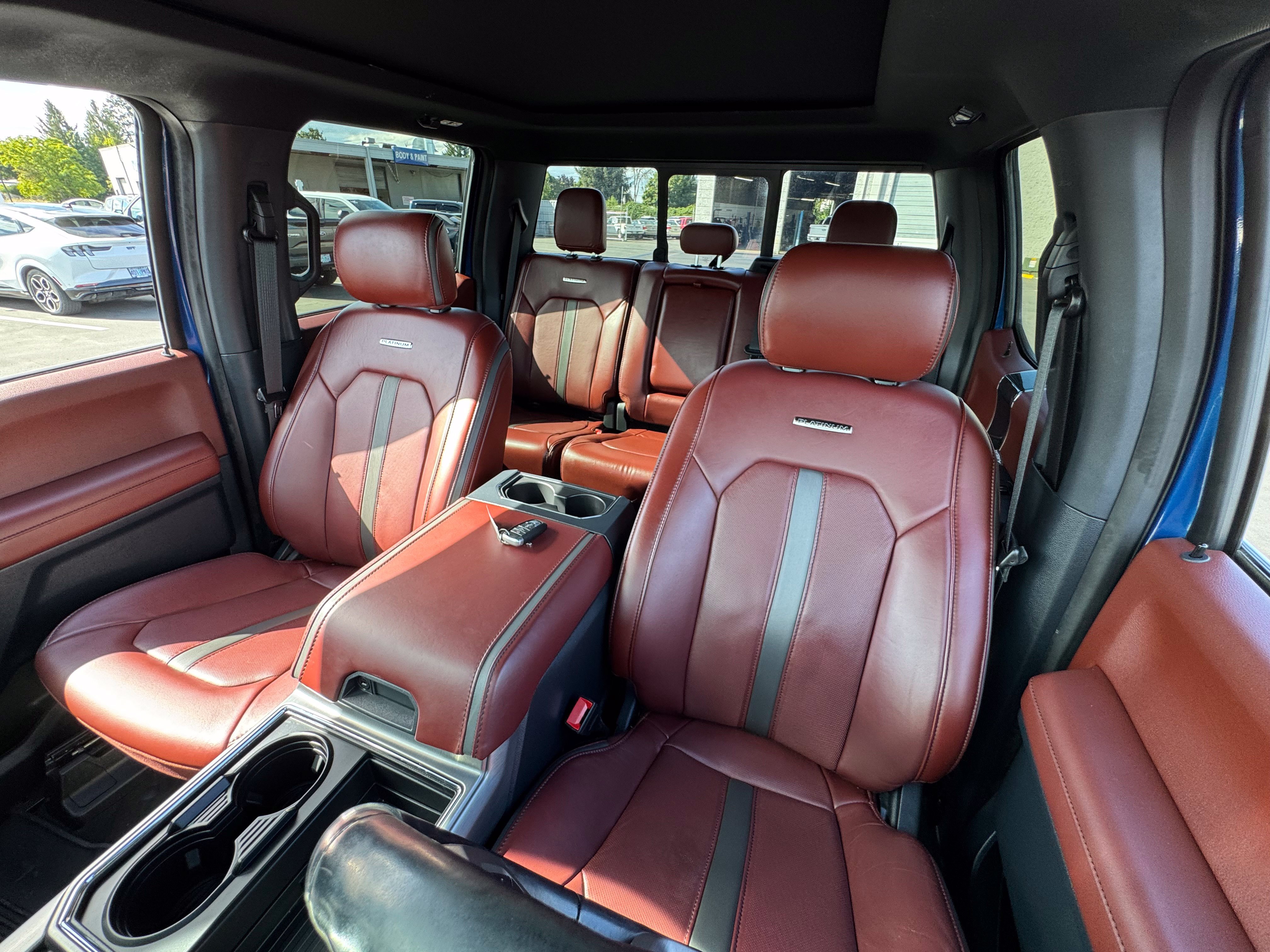 Used 2022 Ford F350 Platinum AWD/4WD image 17