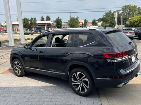 Used 2023 Volkswagen Atlas SEL AWD/4WD image 12
