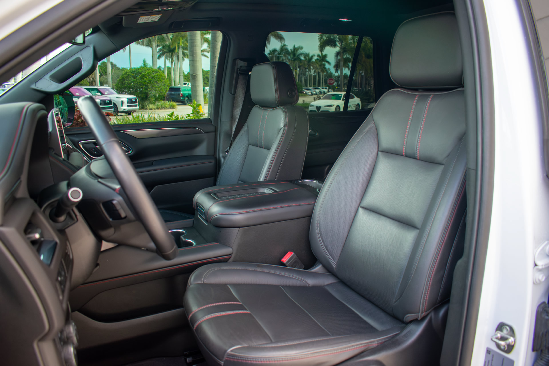 Used 2023 Chevrolet Tahoe RST AWD/4WD image 18