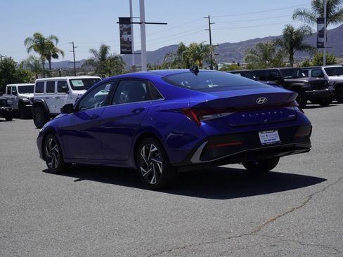 Used 2024 Hyundai Elantra Limited FWD image 6