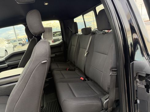 Used 2018 Ford F150 XLT w/ Equipment Group 302A Luxury AWD/4WD image 19