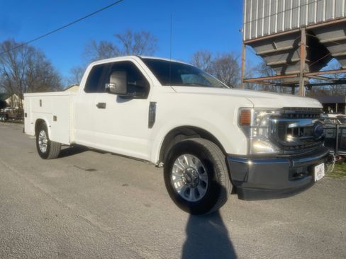 Used 2020 Ford F250 XL w/ STX Appearance Package image 8