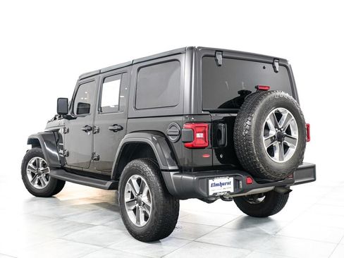 Used 2020 Jeep Wrangler Unlimited Sahara w/ Uconnect 4C Nav & Sound Group AWD/4WD image 5
