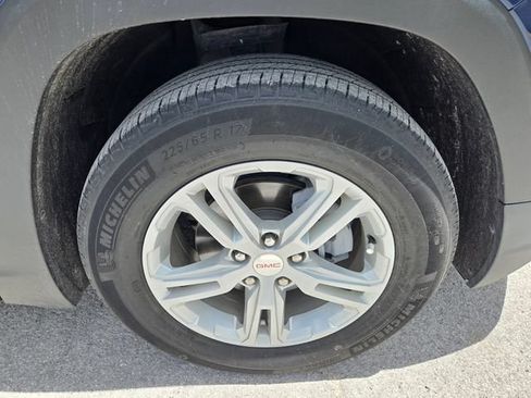 Used 2023 GMC Terrain SLE w/ Driver Convenience Package FWD image 20