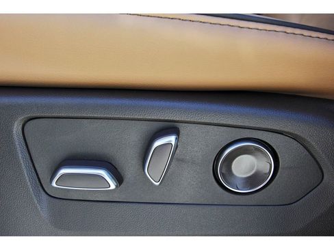 New 2026 Cadillac Escalade ESV Luxury image 23