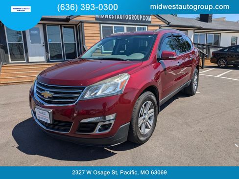 Used 2015 Chevrolet Traverse LT FWD image 1