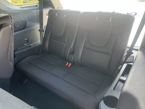 New 2026 Ford Explorer Platinum RWD image 19