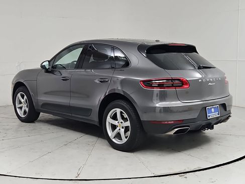 Used 2018 Porsche Macan AWD/4WD image 4