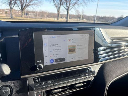 Certified 2025 Toyota Camry LE image 24